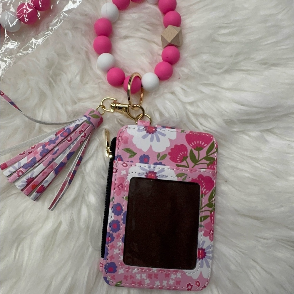 NWT Boho Bogg Compatible waterproof Wristlet keychain Floral OS Bright Pink - Picture 3 of 5